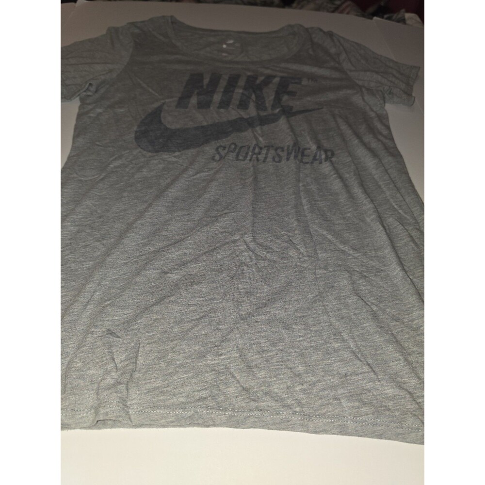 Nike T-shirt Womens Size Small